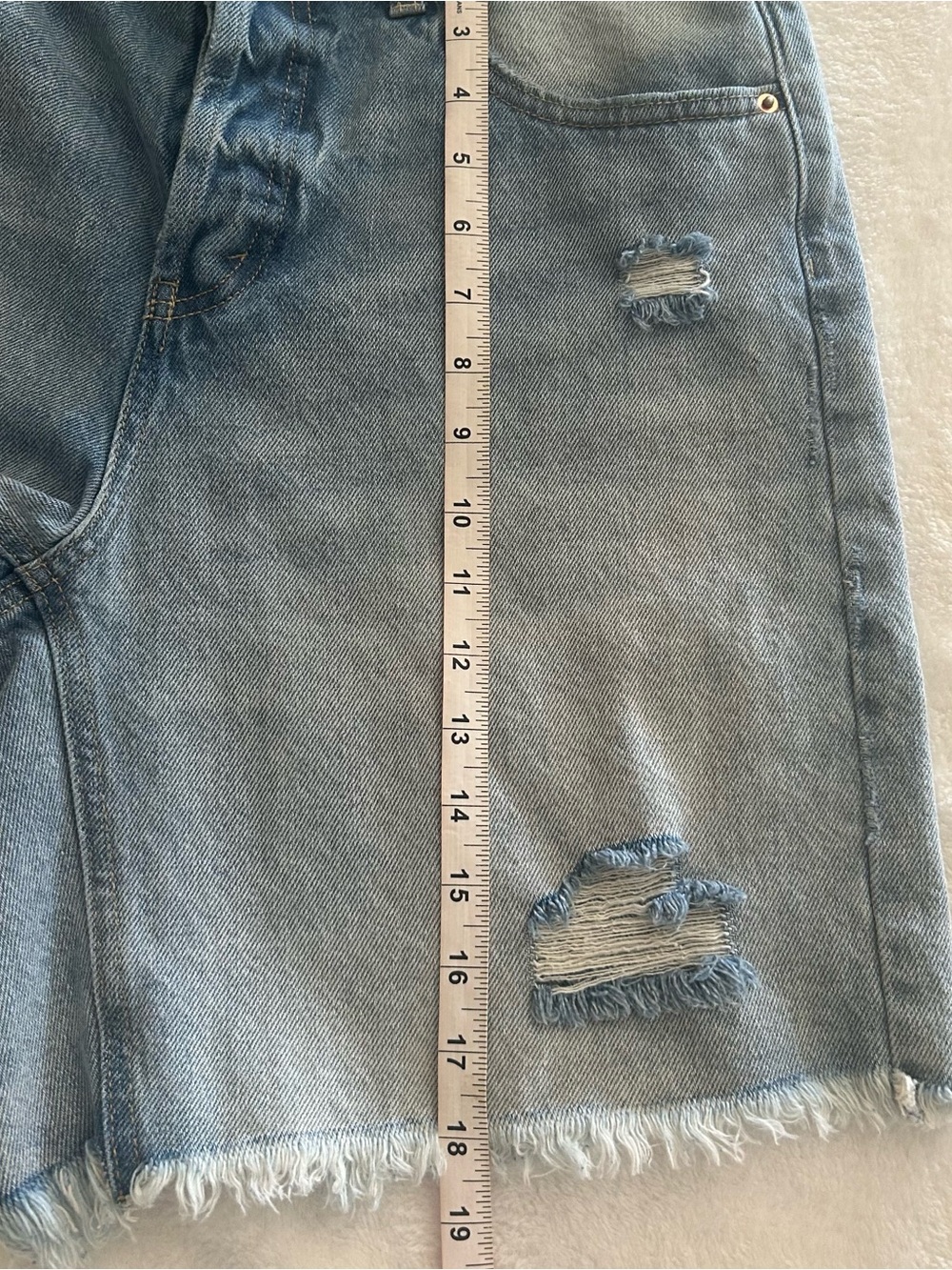 Wild Fable Y2K Grunge Distressed Longline Denim Shorts Size 12 - Picture 10 of 11